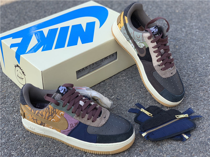 Nike Men's & Women's Luxury Fashion Trainers — Style 006 hardware detail