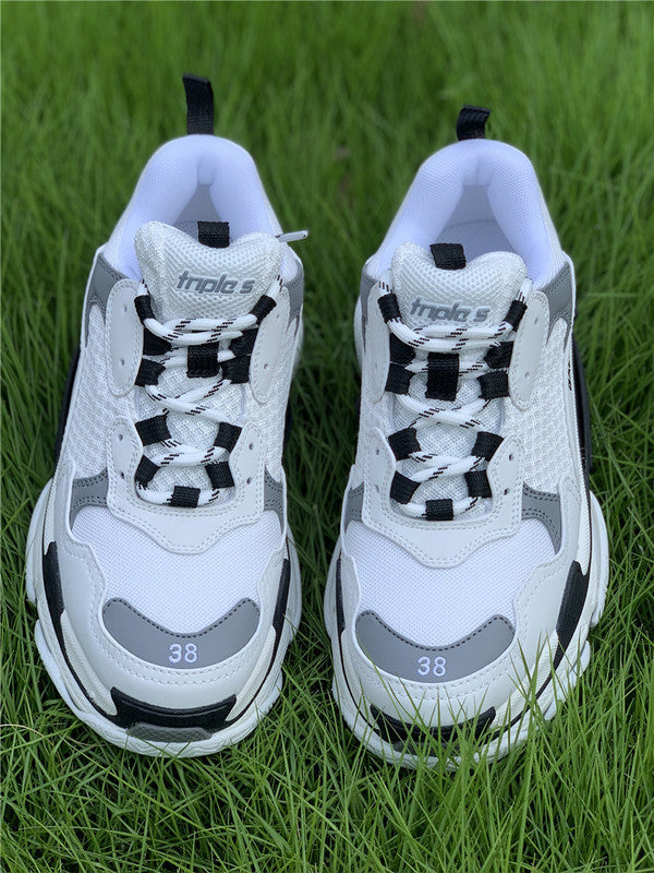 Balenciaga shoes Style 383 - interior and comfort detail