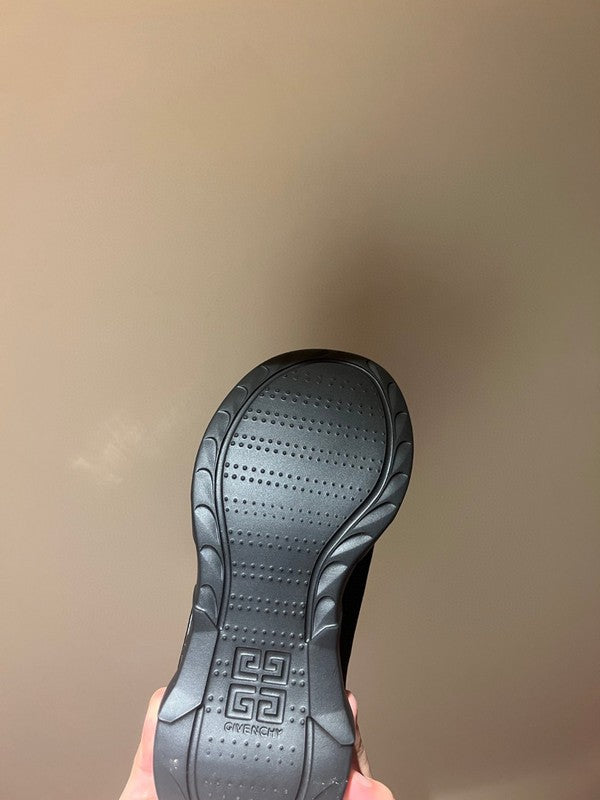 Givenchy shoes Style 165 - side profile detail