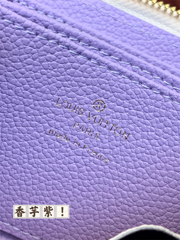  tailored top-handle bag detail view showing craftsmanship 14