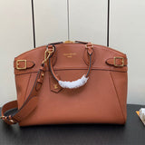  tailored tote bag styled with outfit