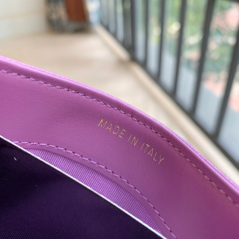 Zivas Charm Refined Structure Everyday Handbag (Refined Modern Silhouette) – Interior View