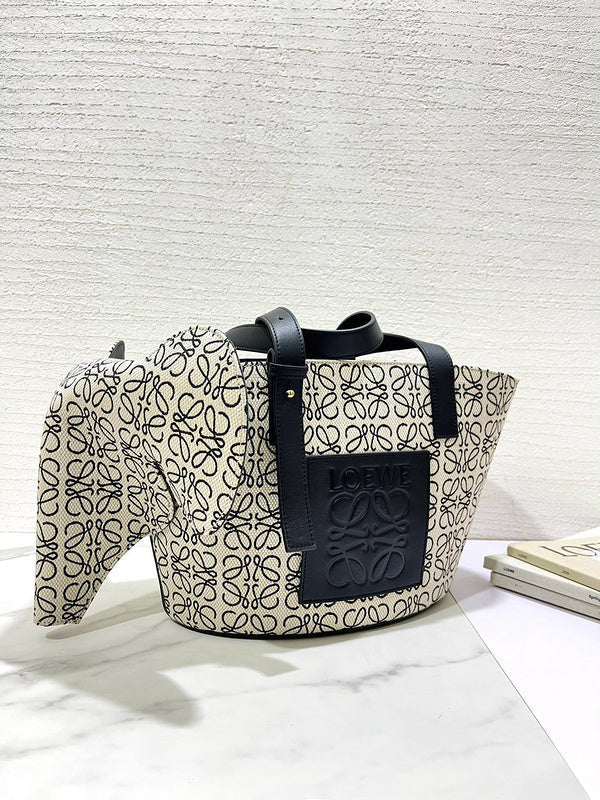 Ziva's Charm handbag – side angle view (40cm*18cm*23.5cm)