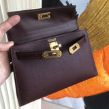  carryall bag close-up of hardware and finish 17