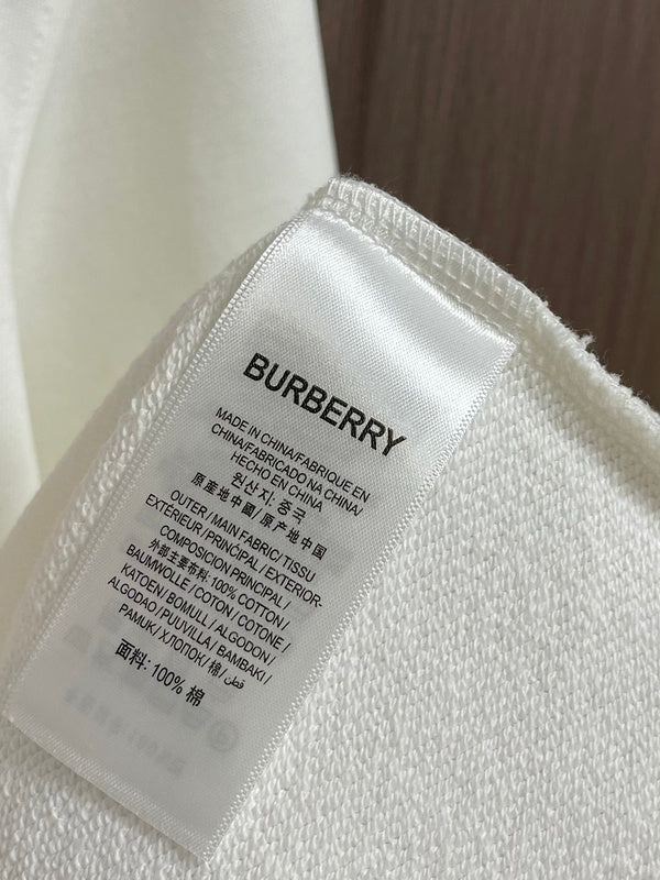 Side profile view of Burberry luxury piece style No.454