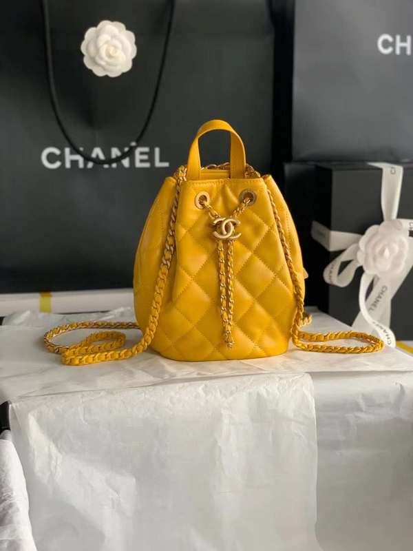 Zivas Charm Chic Craftsmanship Luxury Handbag (Statement-Ready Design) – Back View