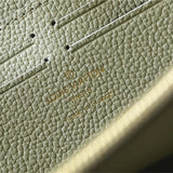  crossbody bag interior and compartment view 9