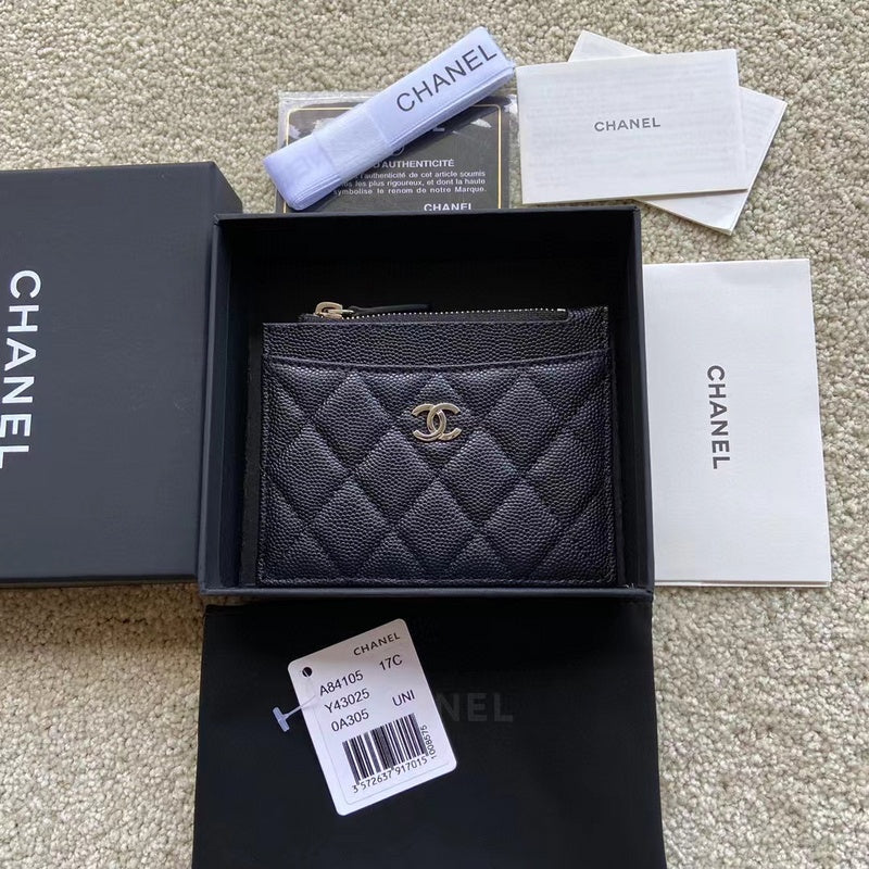 Zivas Charm Elevated Essentials Everyday Handbag (Premium Everyday Carry) – Interior View