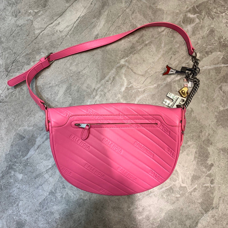 Chic Premium PU Leather Handbag - Chic Everyday Appeal | Women's Fashion Handbag #729 - close-up detail shot (image 3) of designer-inspired handbag