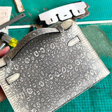  tote bag interior and compartment view 9