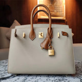  streamlined carryall bag detail view showing craftsmanship