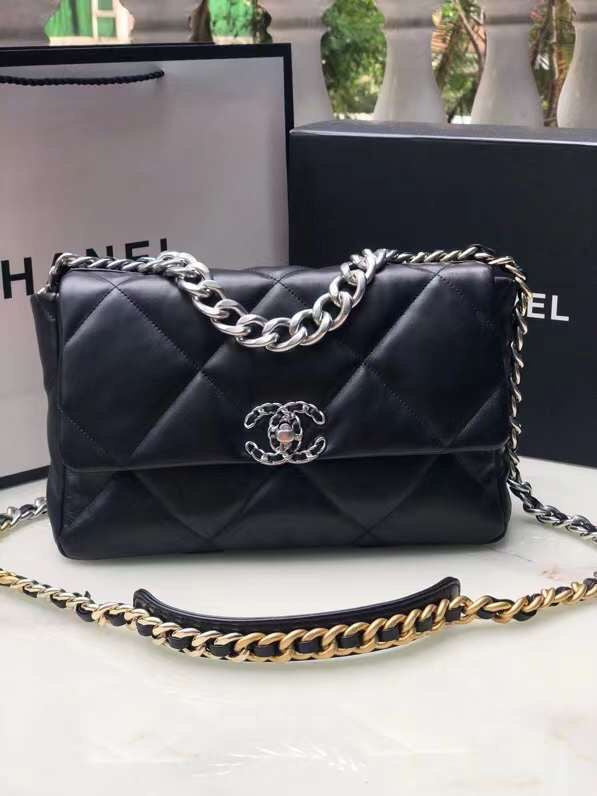  handbag, spacious everyday style, image 1