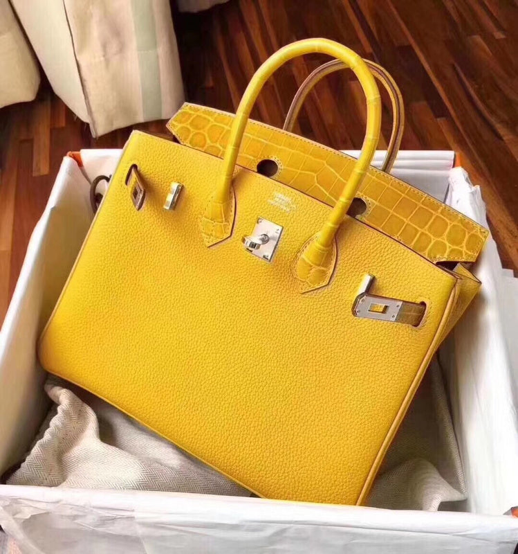 Poised bag women's premium everyday handbag