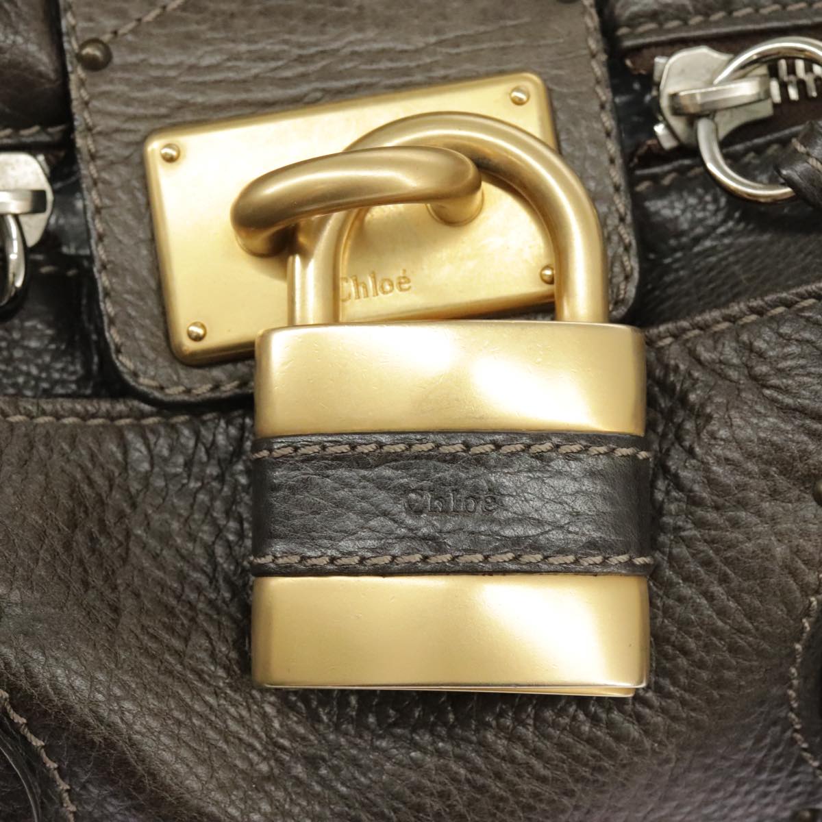 Novavent elegant leather Handbag top view