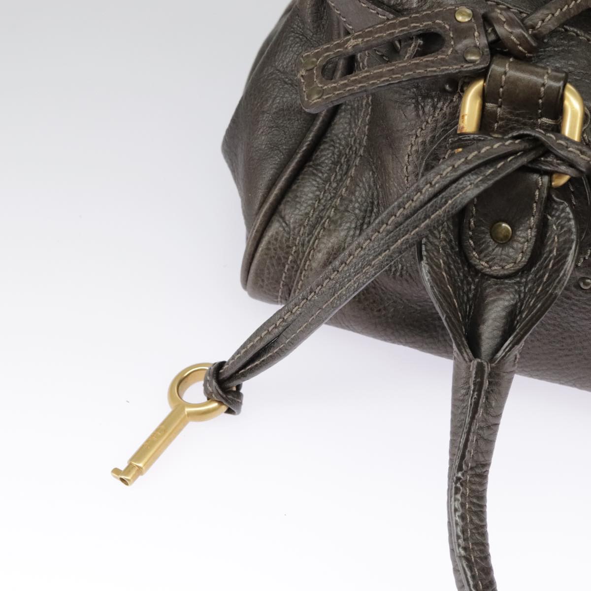 Novavent elegant leather Handbag top view