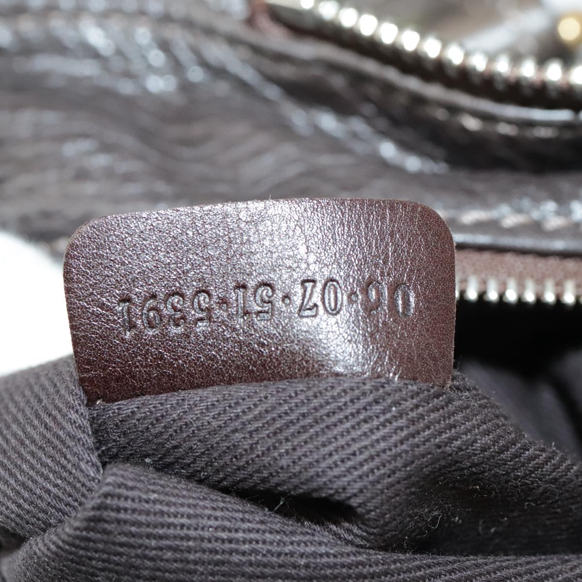 Novavent elegant leather Handbag back view