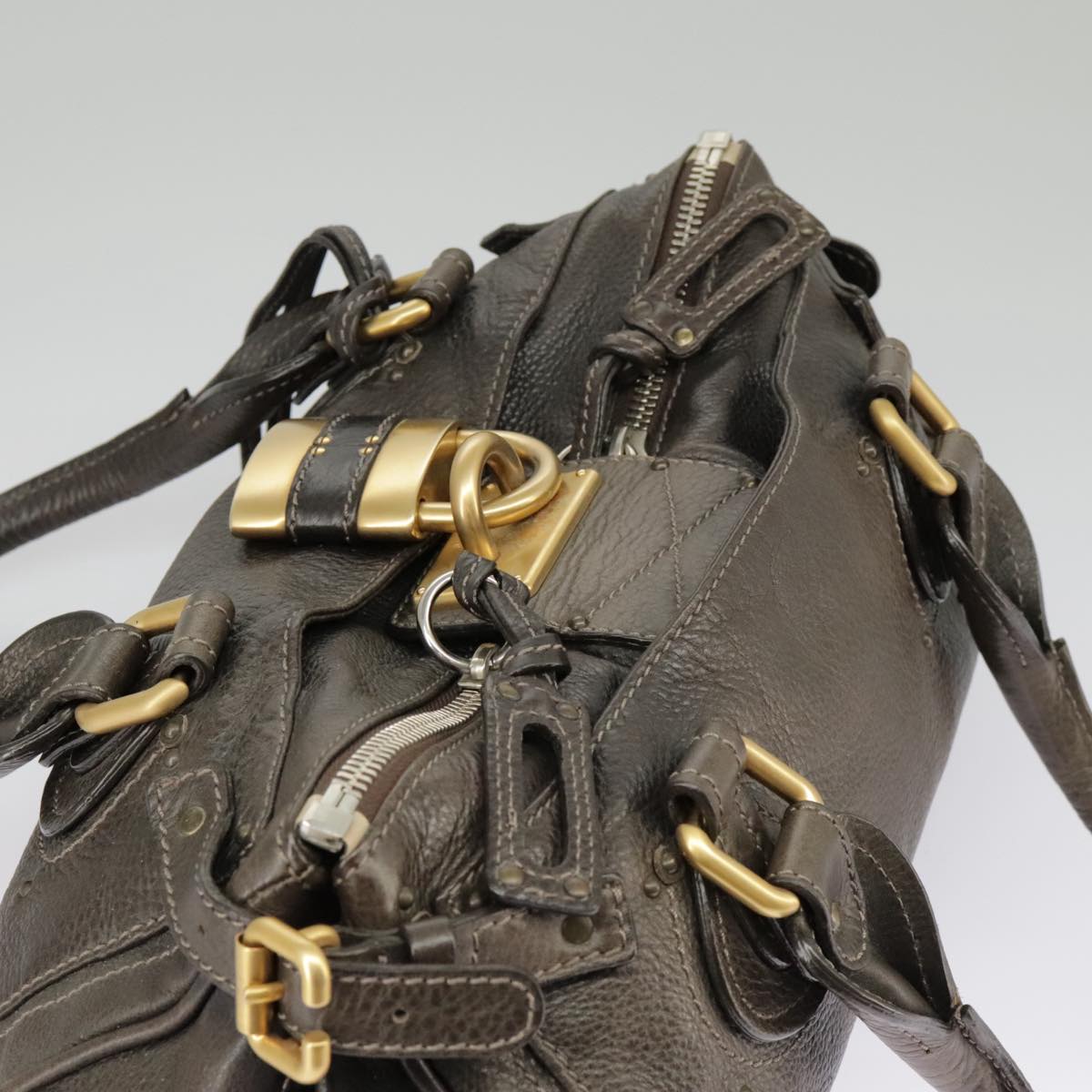 Novavent elegant leather Handbag top view