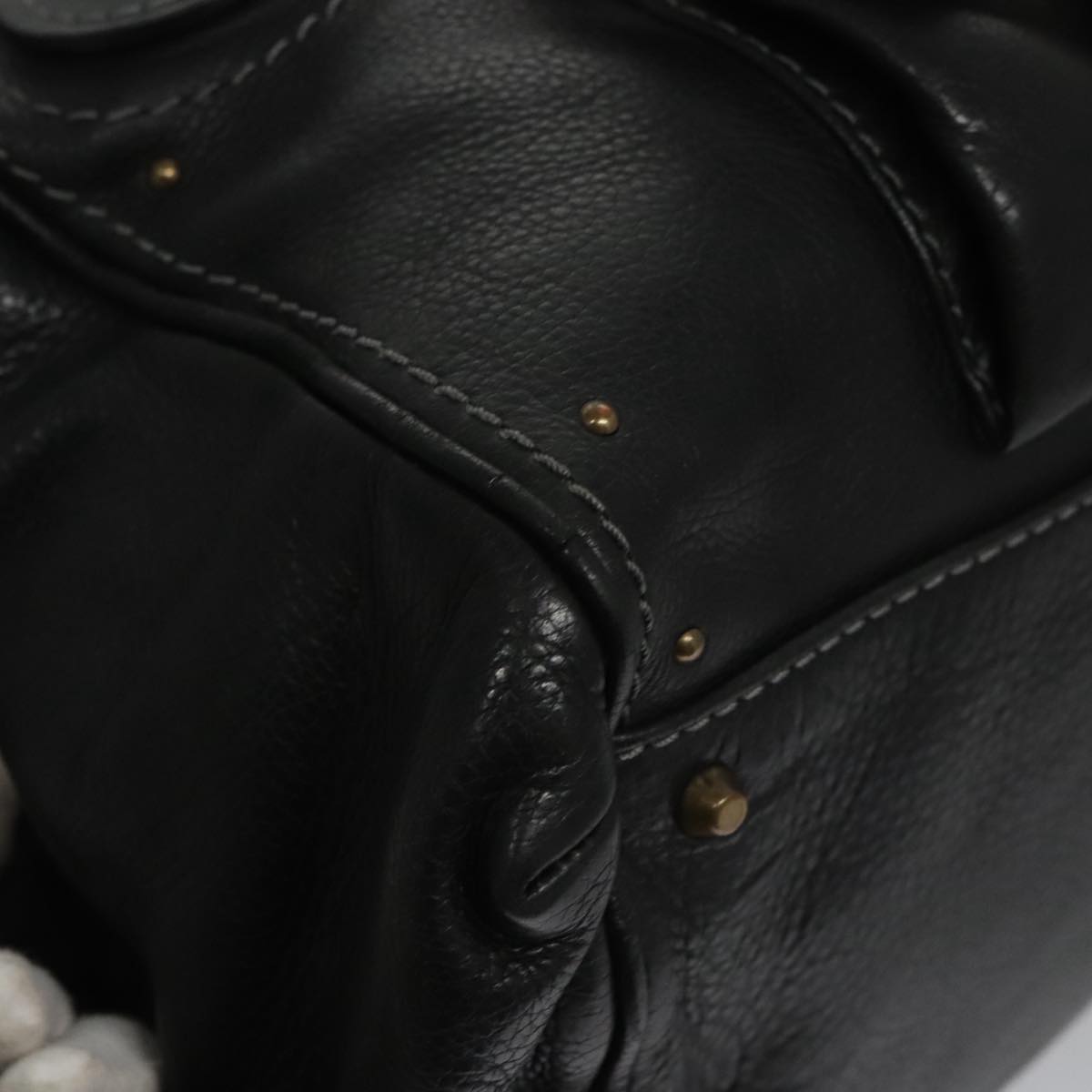 Royvane elegant leather Handbag interior detail