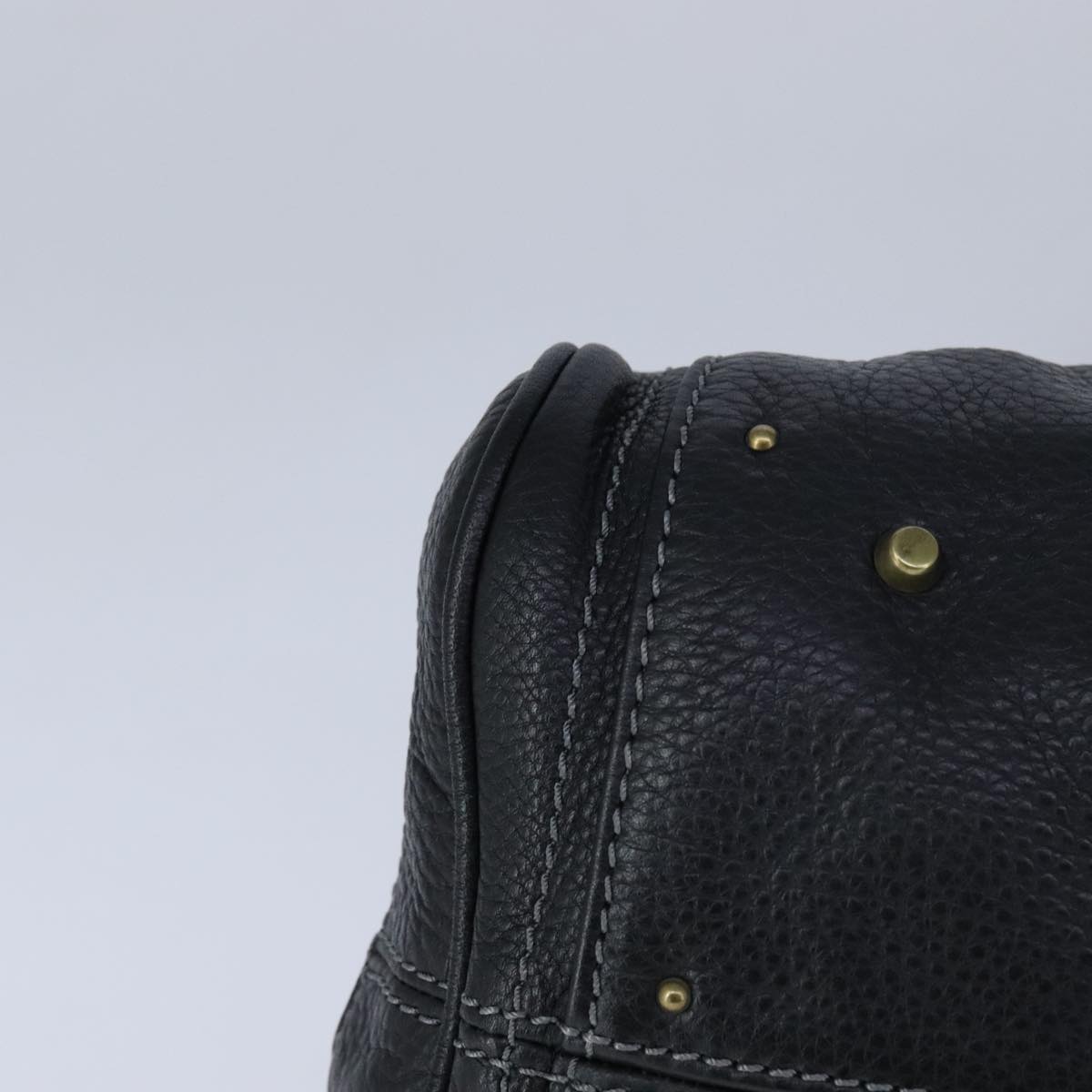 Velentis elegant leather Handbag top view