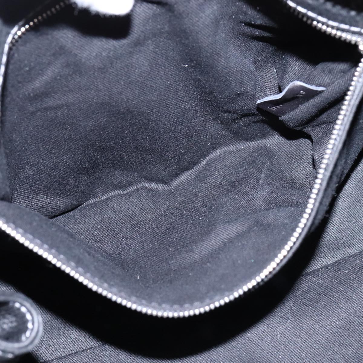 Velentis elegant leather Handbag top view