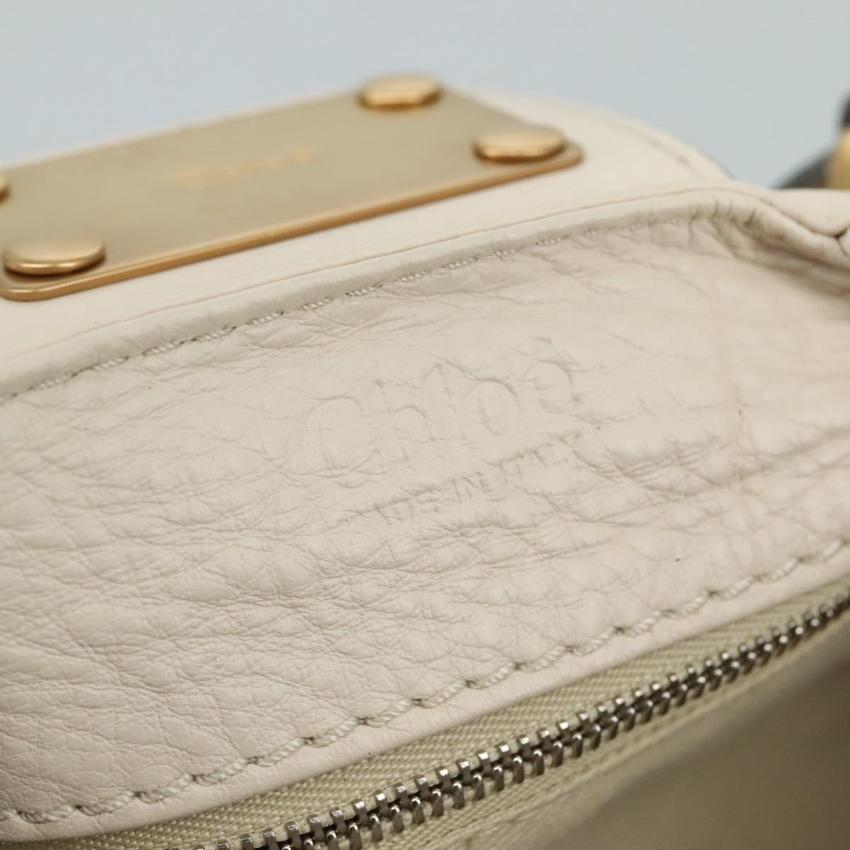 Luxivora elegant leather Handbag top view