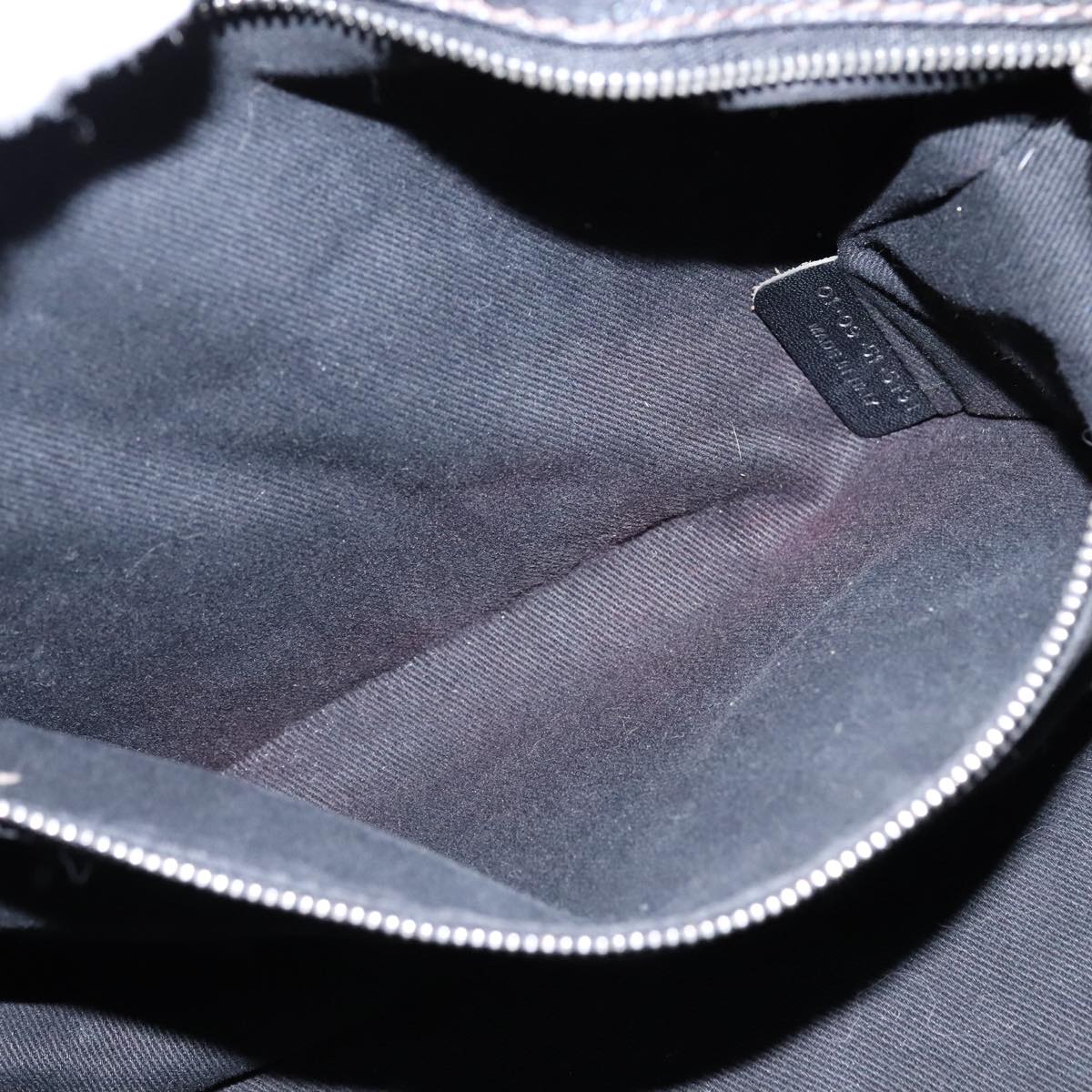 Silvenix elegant leather Handbag top view