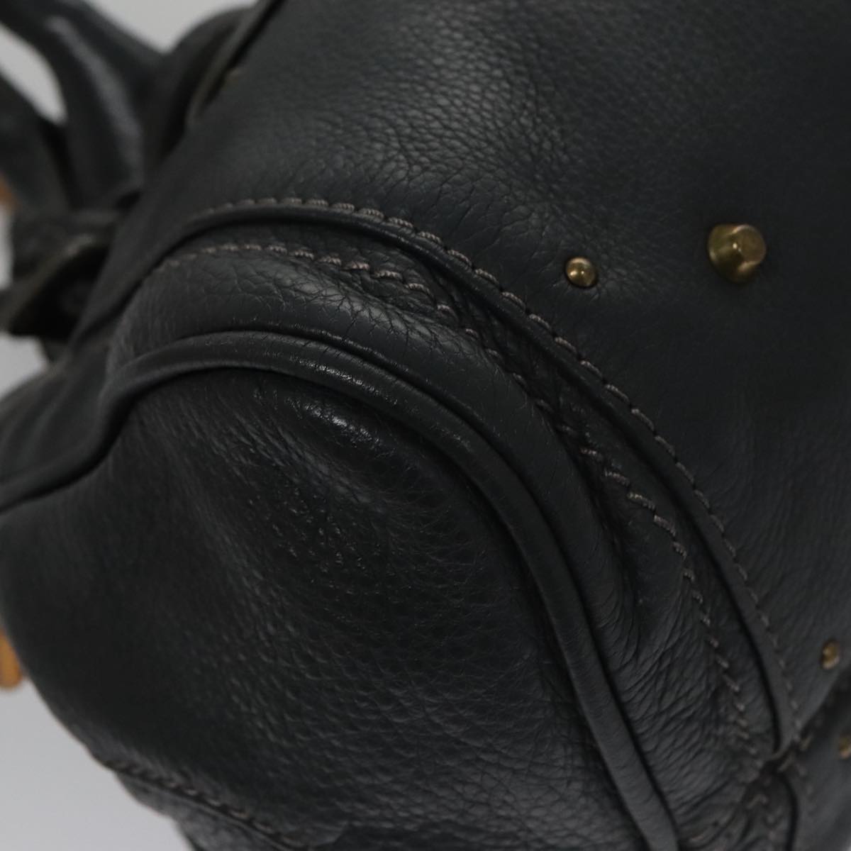 Solvarex elegant leather Handbag angled view