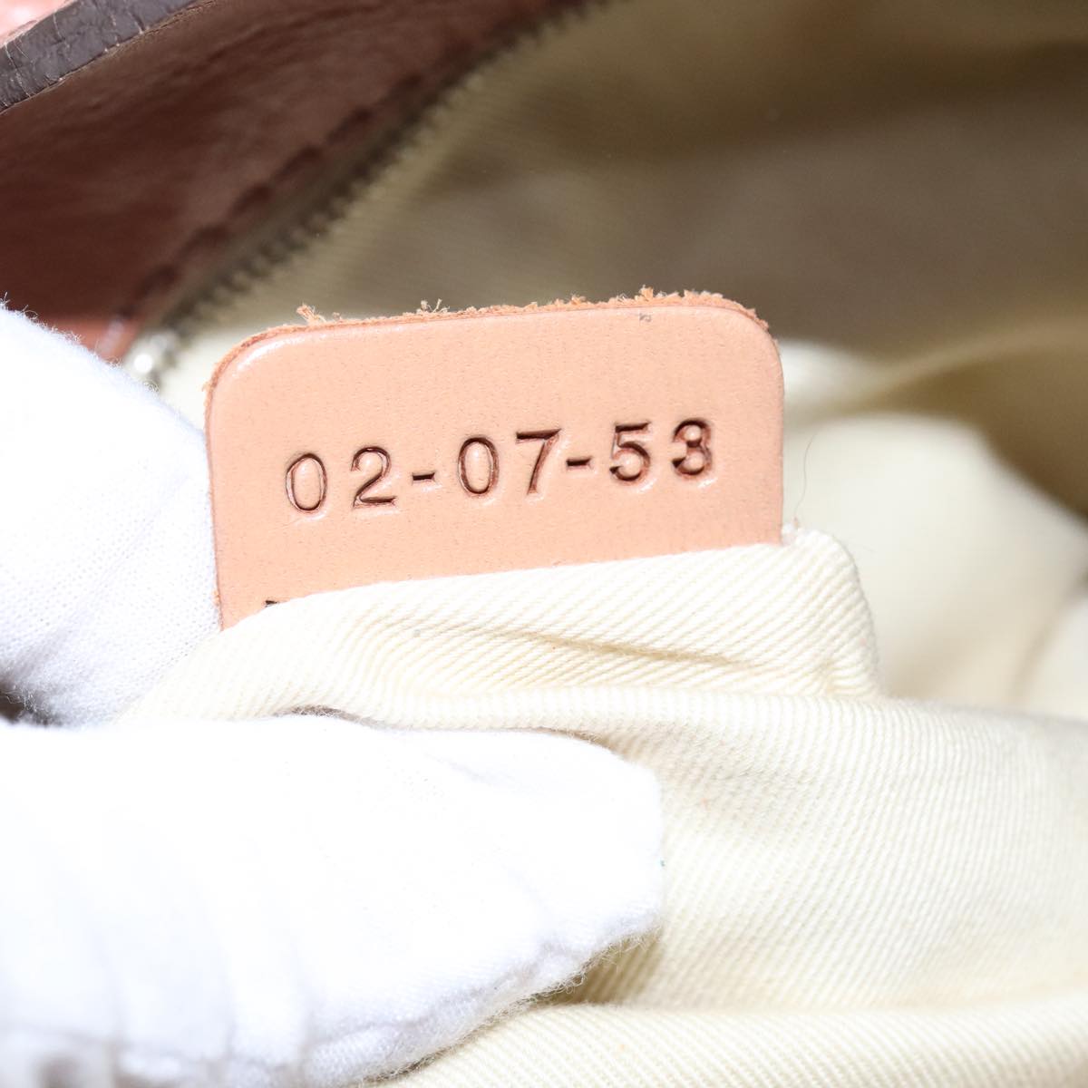 Chloe designer shoulder bag leather closeup detail