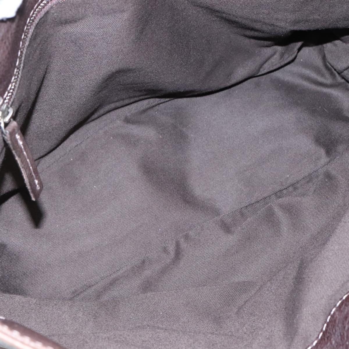 Chloe designer shoulder bag leather closeup detail