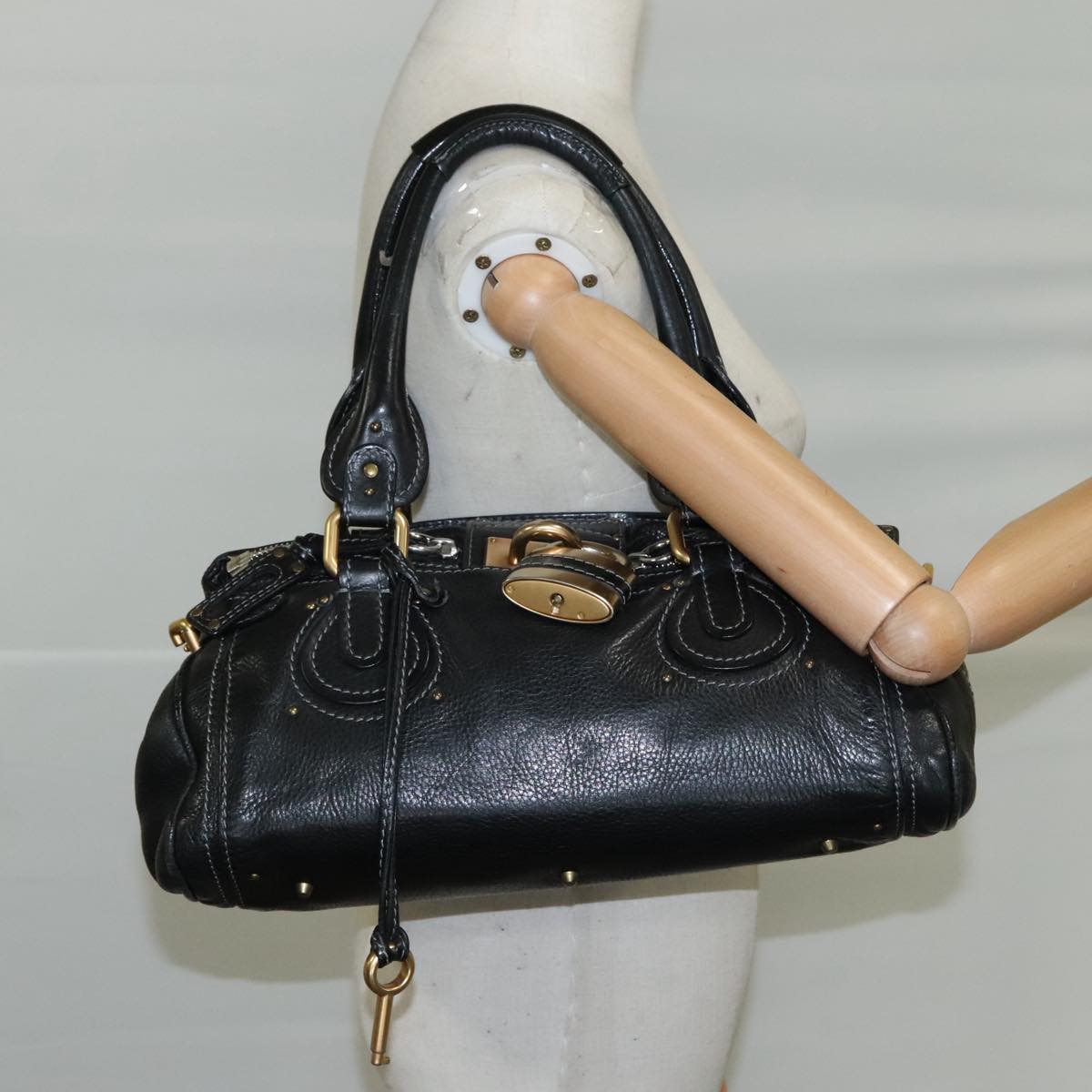 Veldique elegant leather Handbag top view