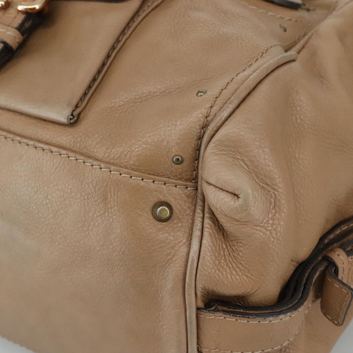 Orynthia elegant leather Handbag top view