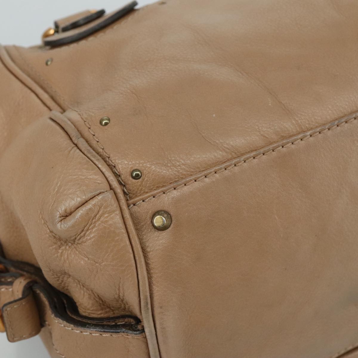 Orynthia elegant leather Handbag top view