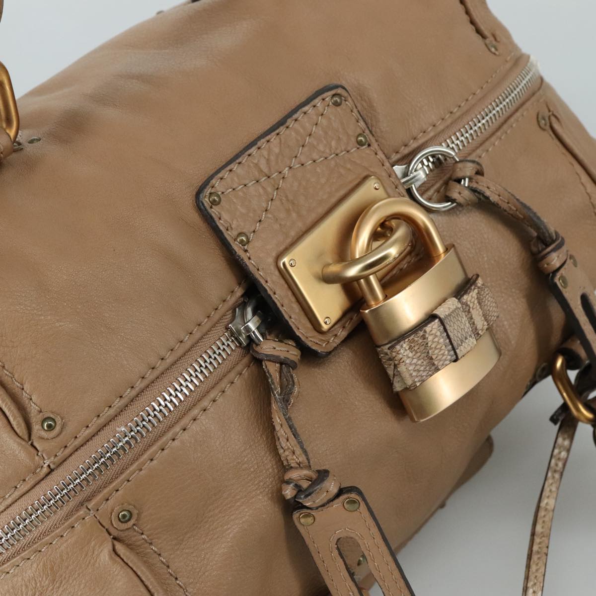 Orynthia elegant leather Handbag top view