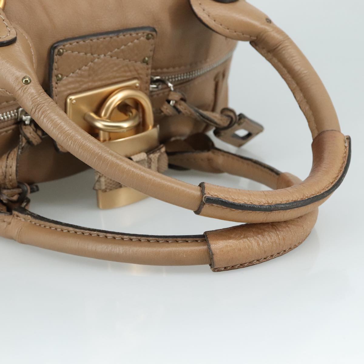 Orynthia elegant leather Handbag top view