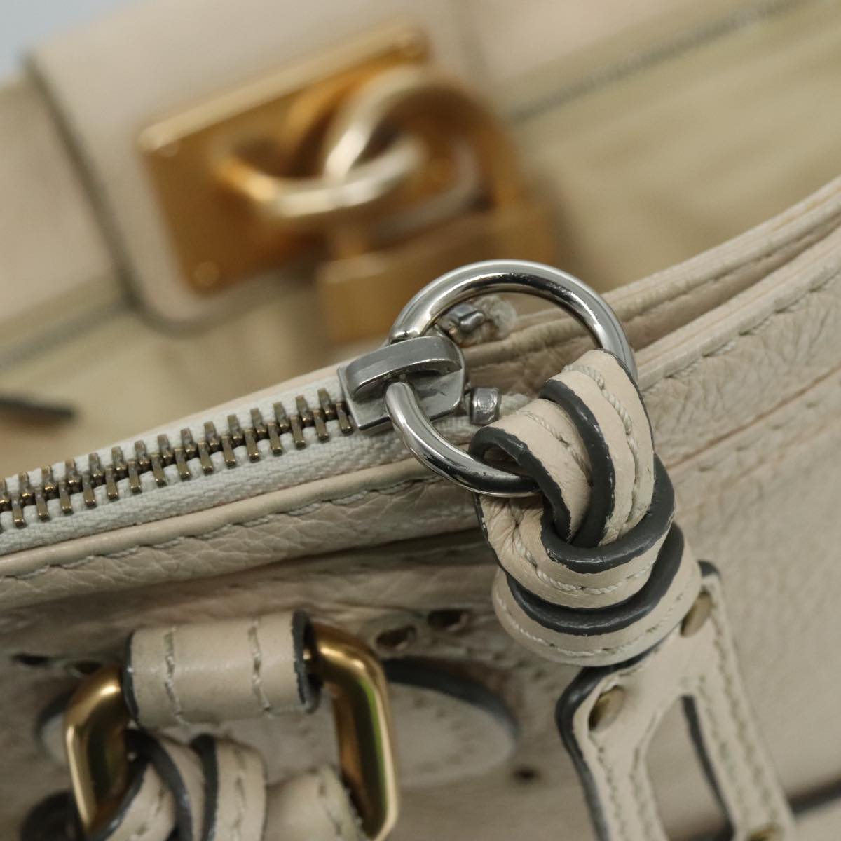 Aurevantix elegant leather Handbag top view