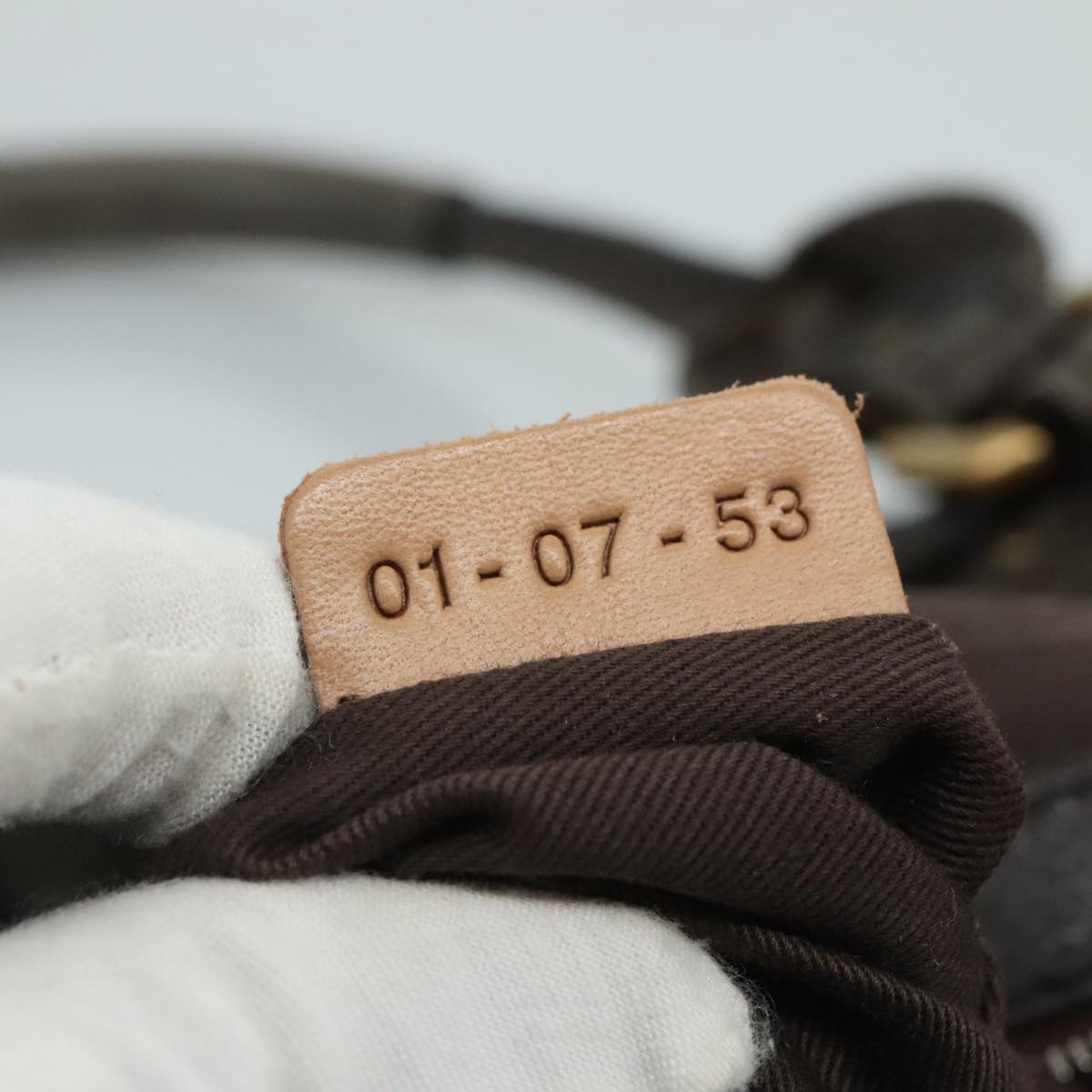 Chloe designer shoulder bag leather closeup detail