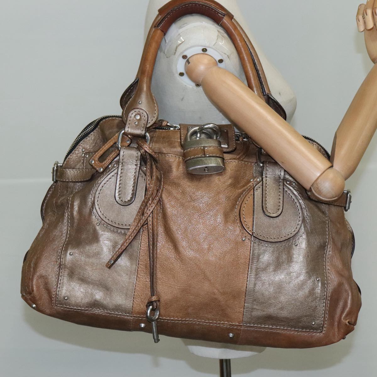 Belvarventix elegant leather Tote Bag top view
