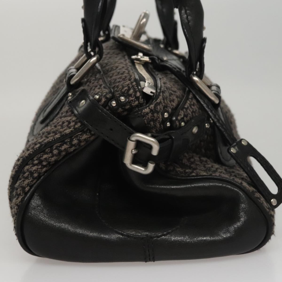 Veldavane elegant leather Handbag top view