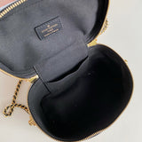 Interior view of classic structured women's handbag – women's everyday handbag