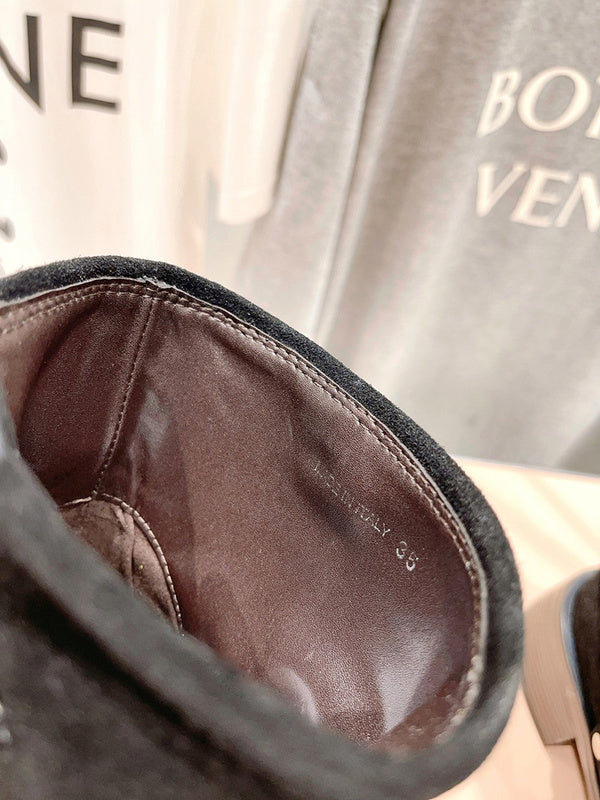 Texture and finish detail of Miu Miu luxury piece style No.138