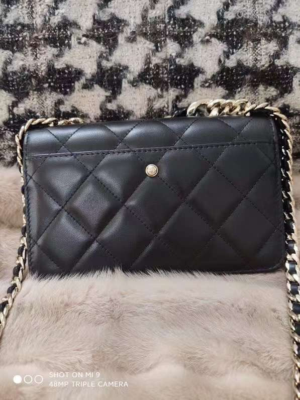  women's handbag, mid design, view 3