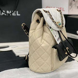 Zivas Charm Understated Luxury Luxury Handbag (Structured Everyday Essential) – Close-Up Detail