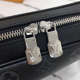 Handle and strap detail of everyday-luxe signature women's handbag – women's designer-style accessory