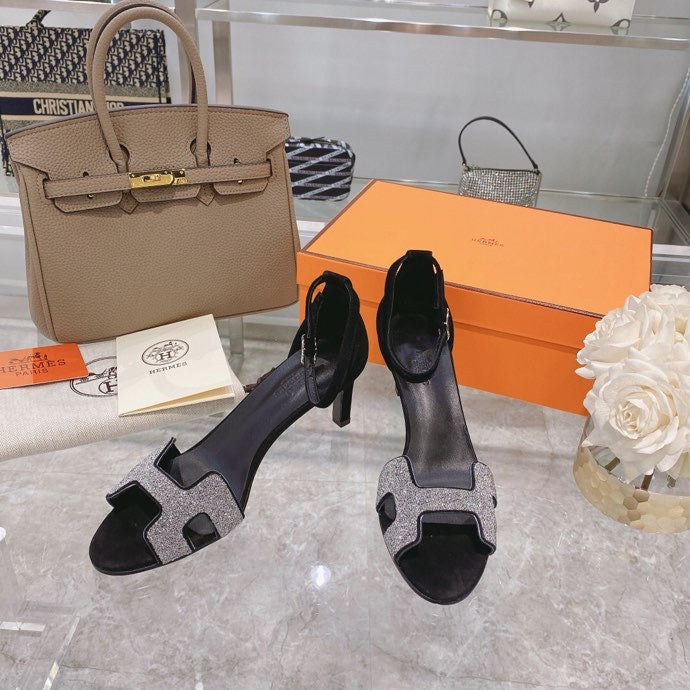 Hermes shoes Style 370 - packaging and accessories (additional angle)