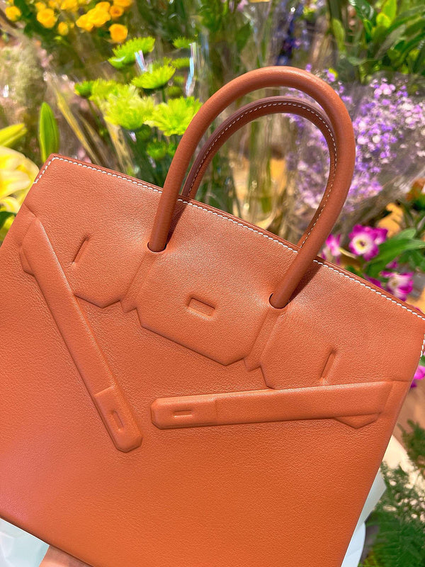 Interior view of minimalist premium bag