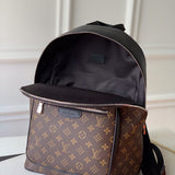 Close-up detail of structured premium women's handbag – women's statement bag