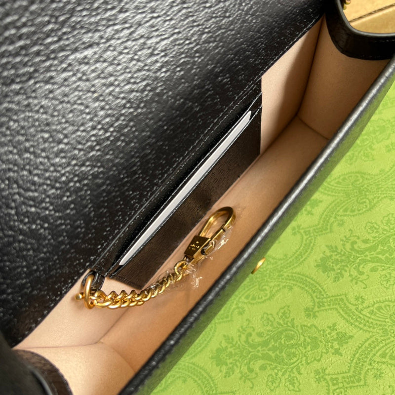 Side profile of chic statement women's handbag – women's everyday handbag