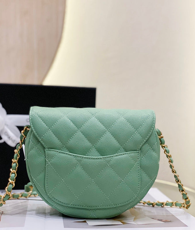 mid purse view 4