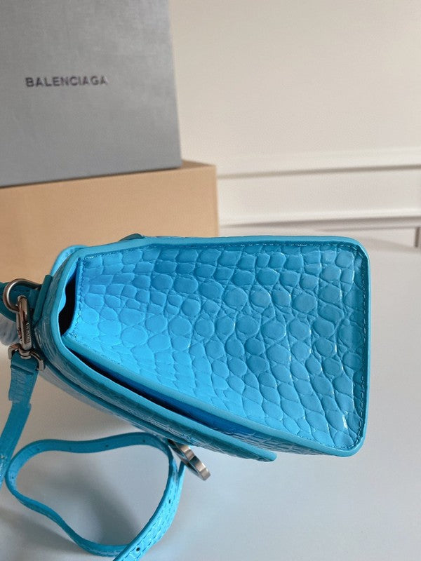 Zivas Charm Modern Minimalist Look Premium Handbag (Premium Everyday Carry) – Interior View