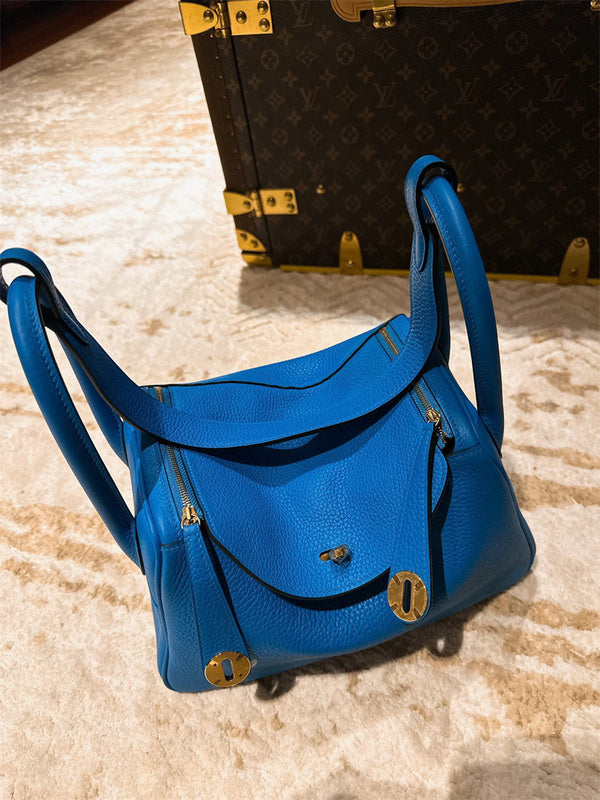 Everyday-Ready handbag styled for everyday wear